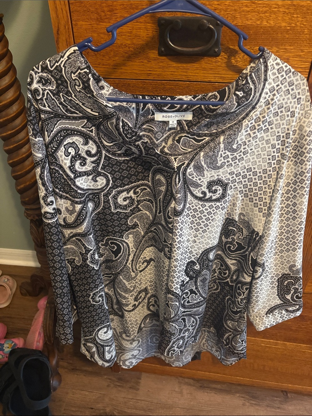 Rose & Olive Black & White Paisley Mixed-Print Tunic